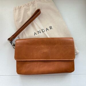 Andar Camel Leather Stevie Wristlet Clutch